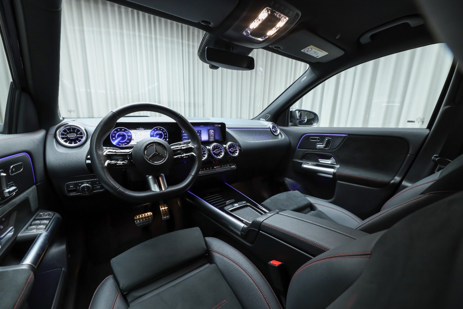 Mercedes-Benz EQA 250+ (4/8)