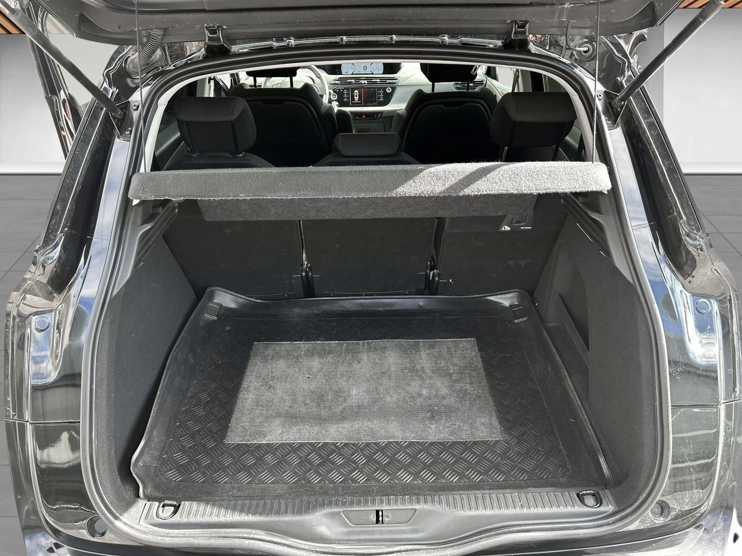 Billede af Citroën C4 SpaceTourer 1,5 BlueHDi 130 Iconic