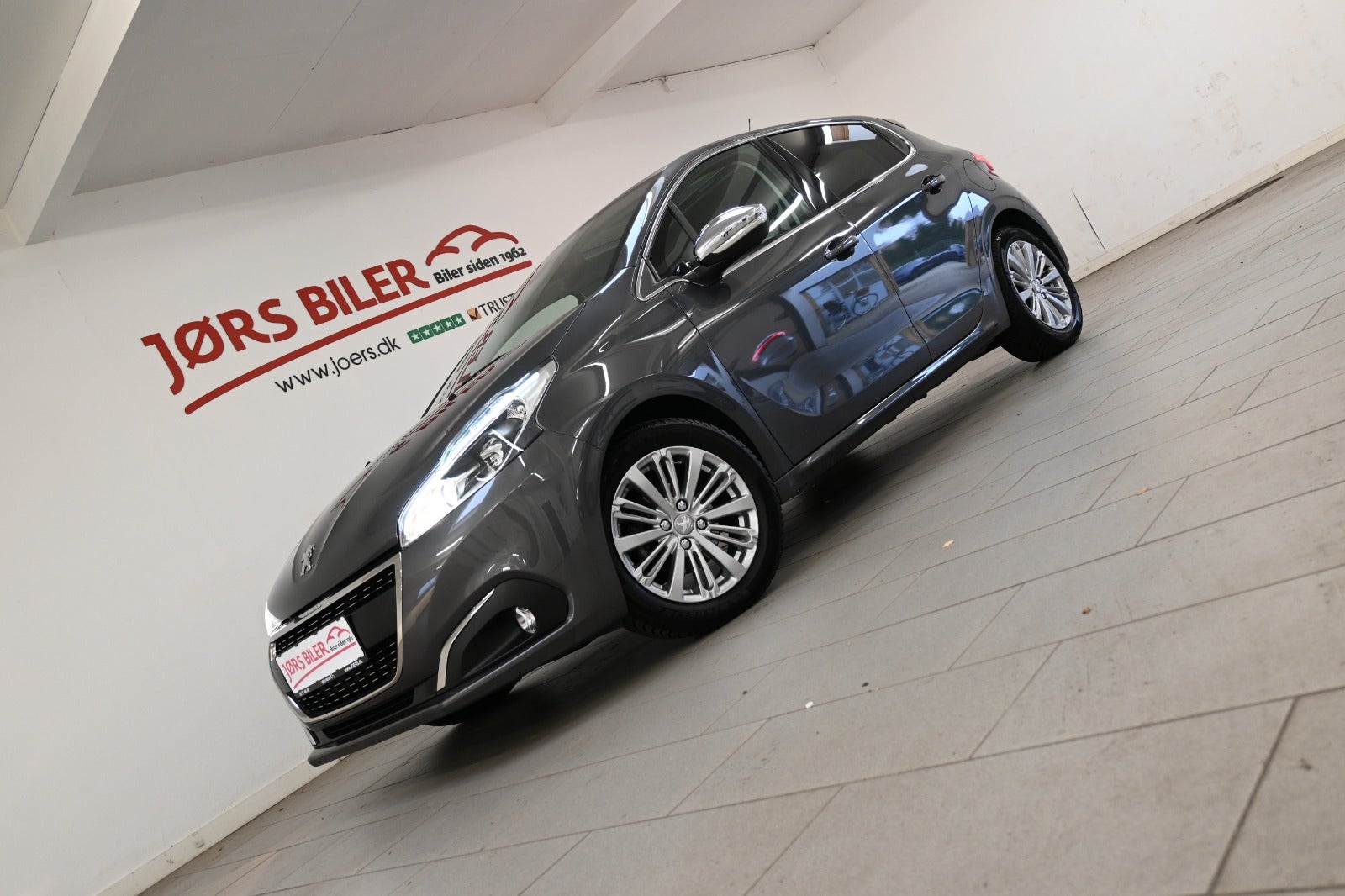 Peugeot 208 PureTech 82 Exclusive+