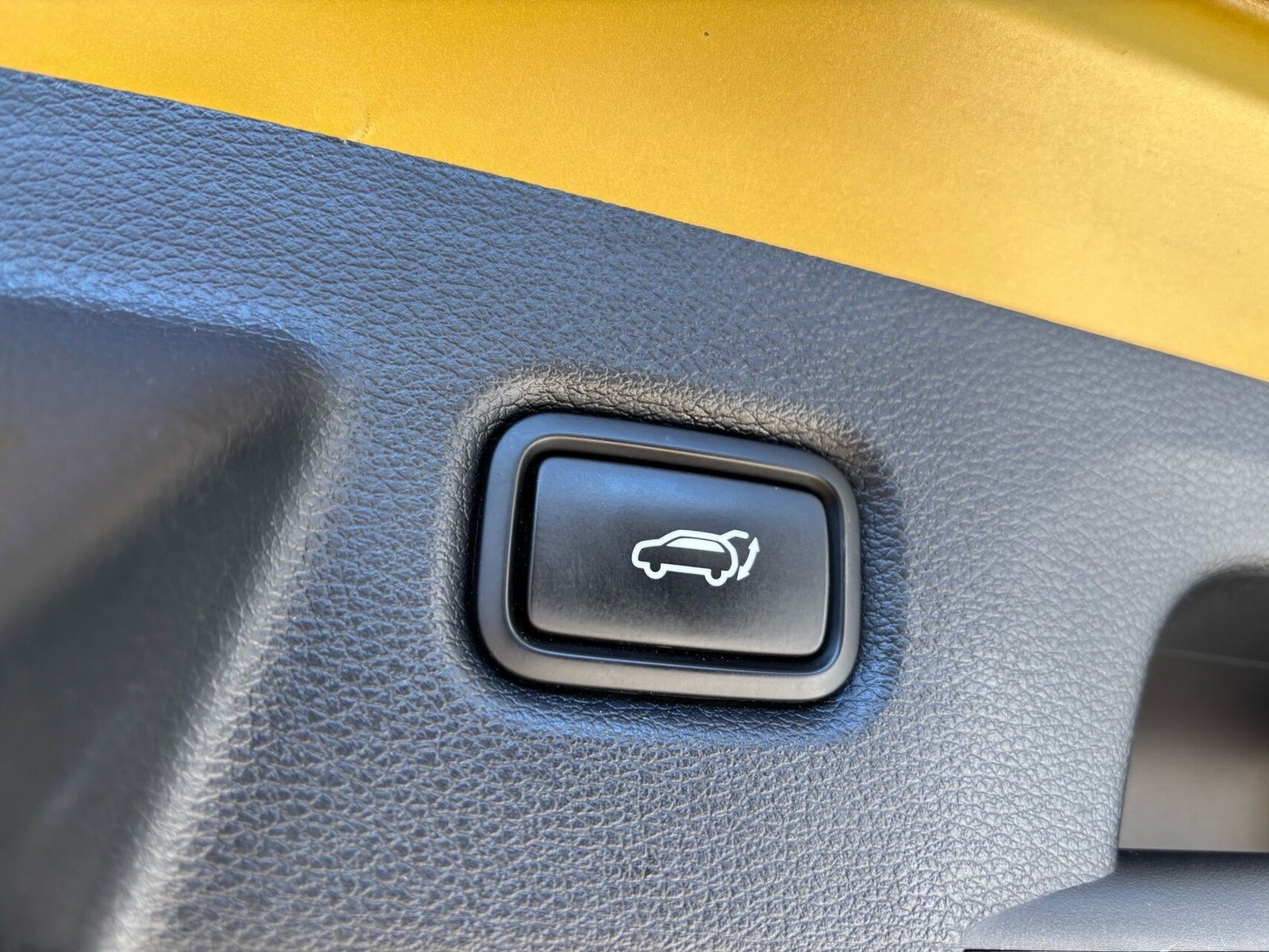 Kia XCeed PHEV Upgrade Intro DCT