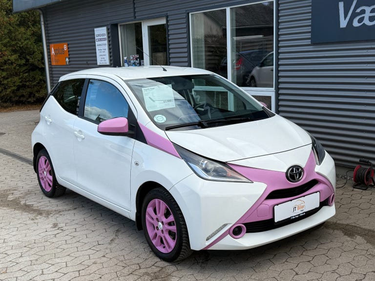 Toyota Aygo VVT-i x-play x-touch