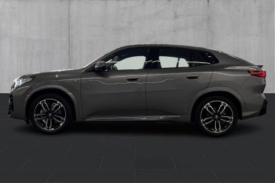BMW iX2 xDrive30 M-Sport - 1