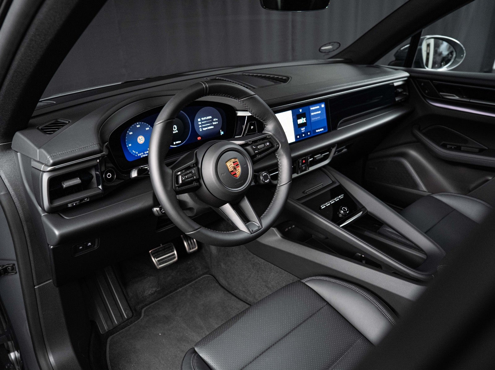 Gallery image 12 of 18