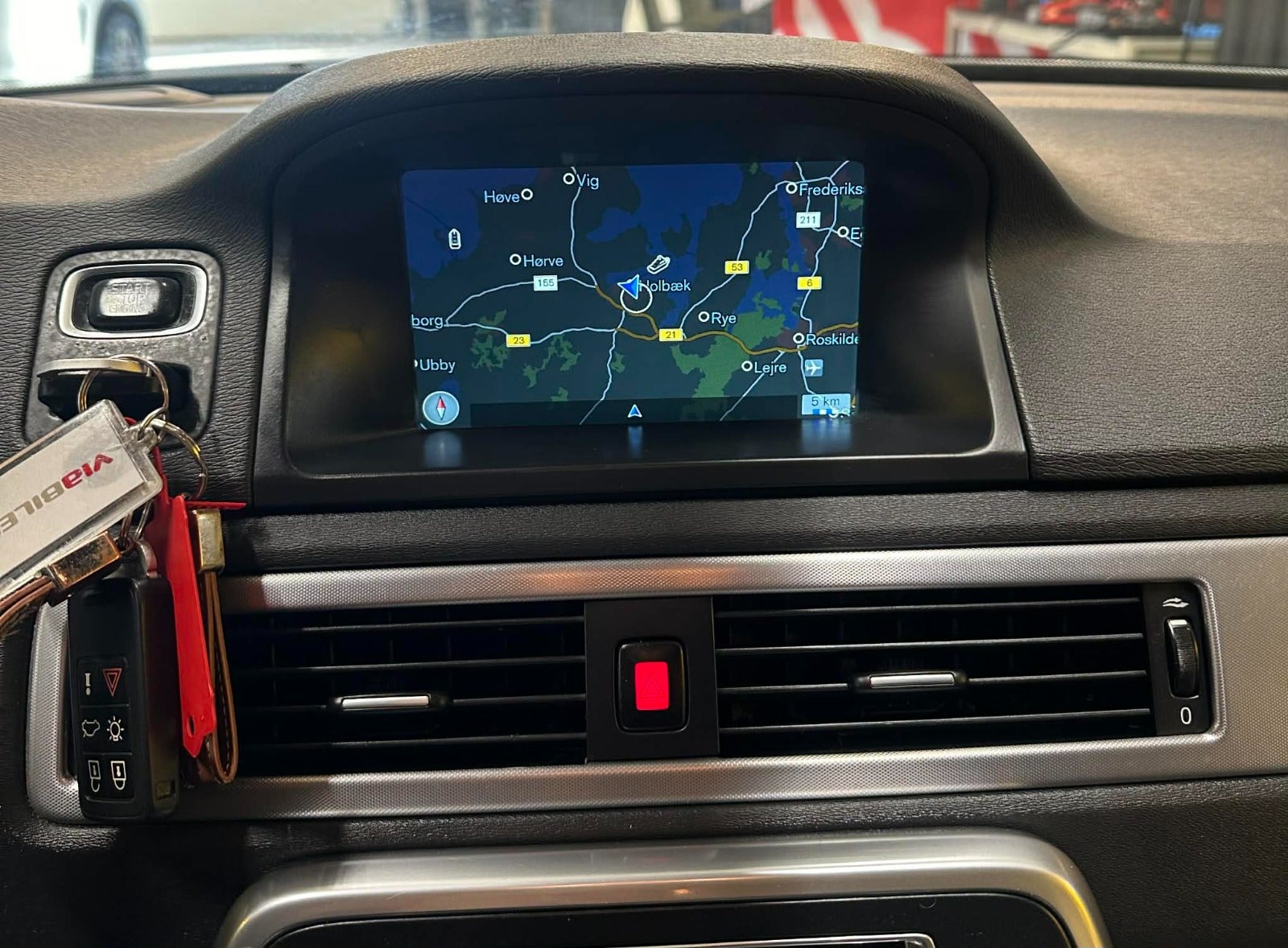 Billede af Volvo V70 2,0 T4 190 Momentum aut.