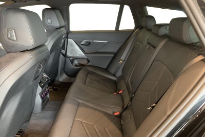 BMW i5 eDrive40 Touring Fully Charged