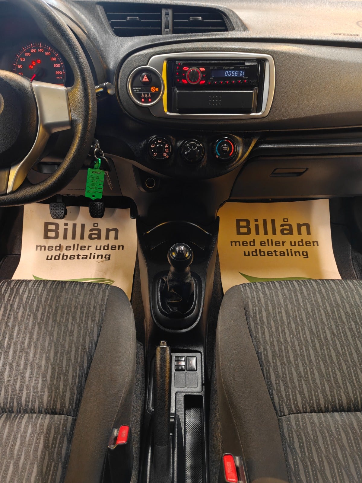 Billede af Toyota Yaris 1,0 VVT-i T1