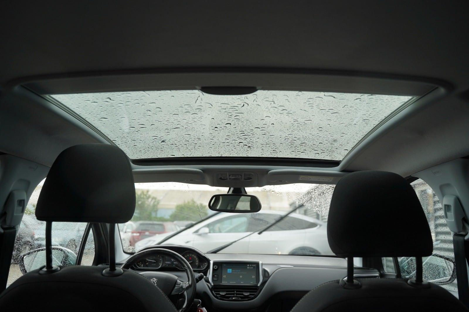 Billede af Peugeot 208 1,5 BlueHDi 100 Allure Sky