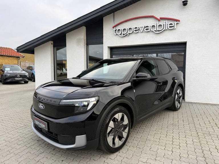 Ford Explorer Premium Extended Range