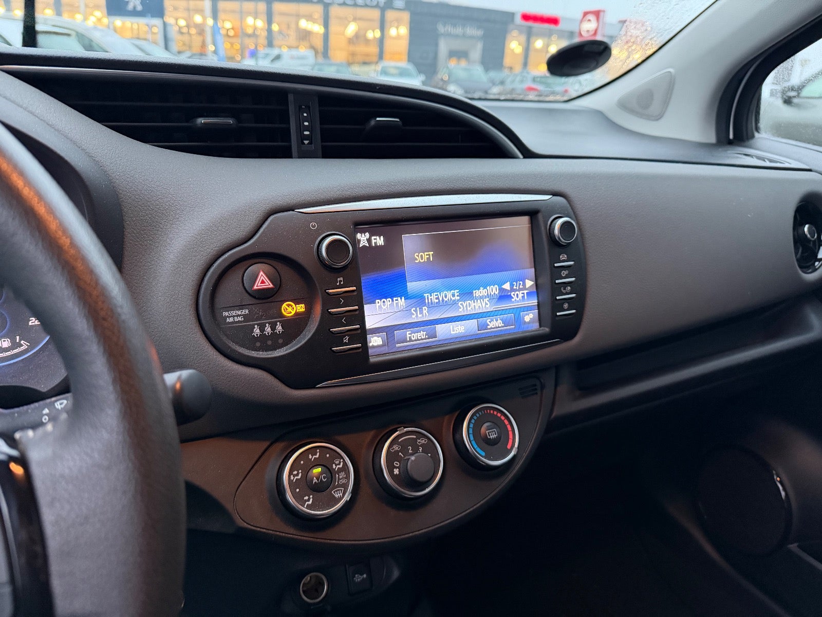 Billede af Toyota Yaris 1,0 VVT-i T2