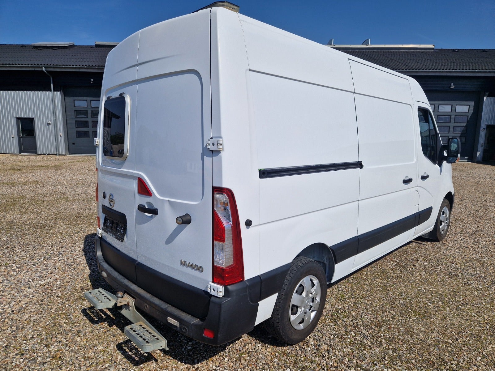 Billede af Nissan NV400 2,3 dCi 150 L2H2 Kassevogn
