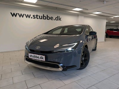 Toyota Prius 2,0 Plug-in Hybrid Elegant 5d