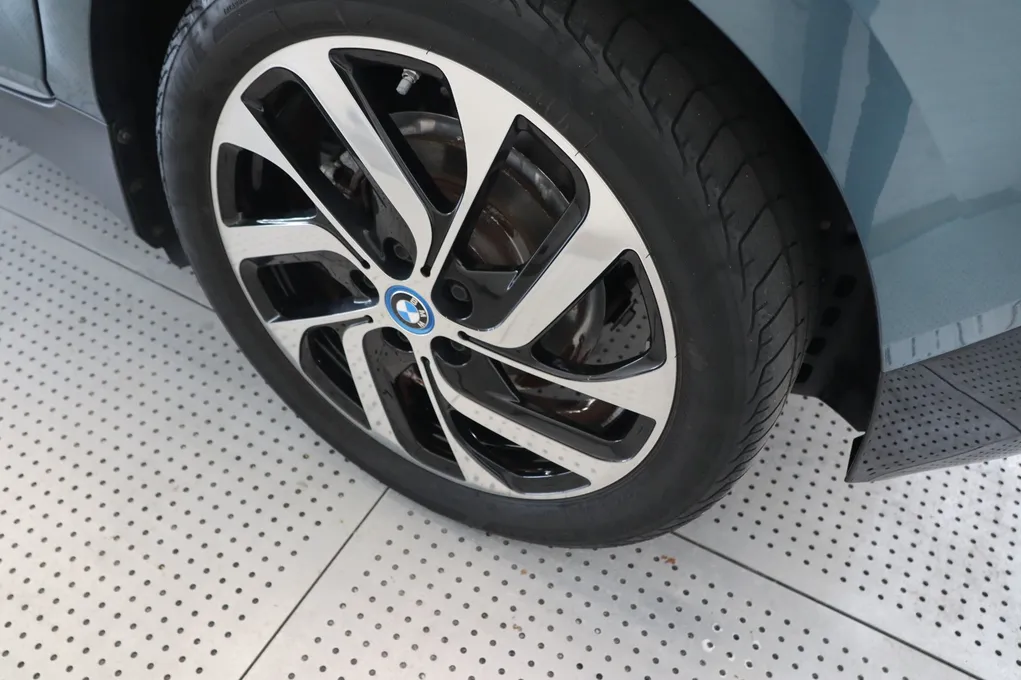 BMW i3 Edition WindMill