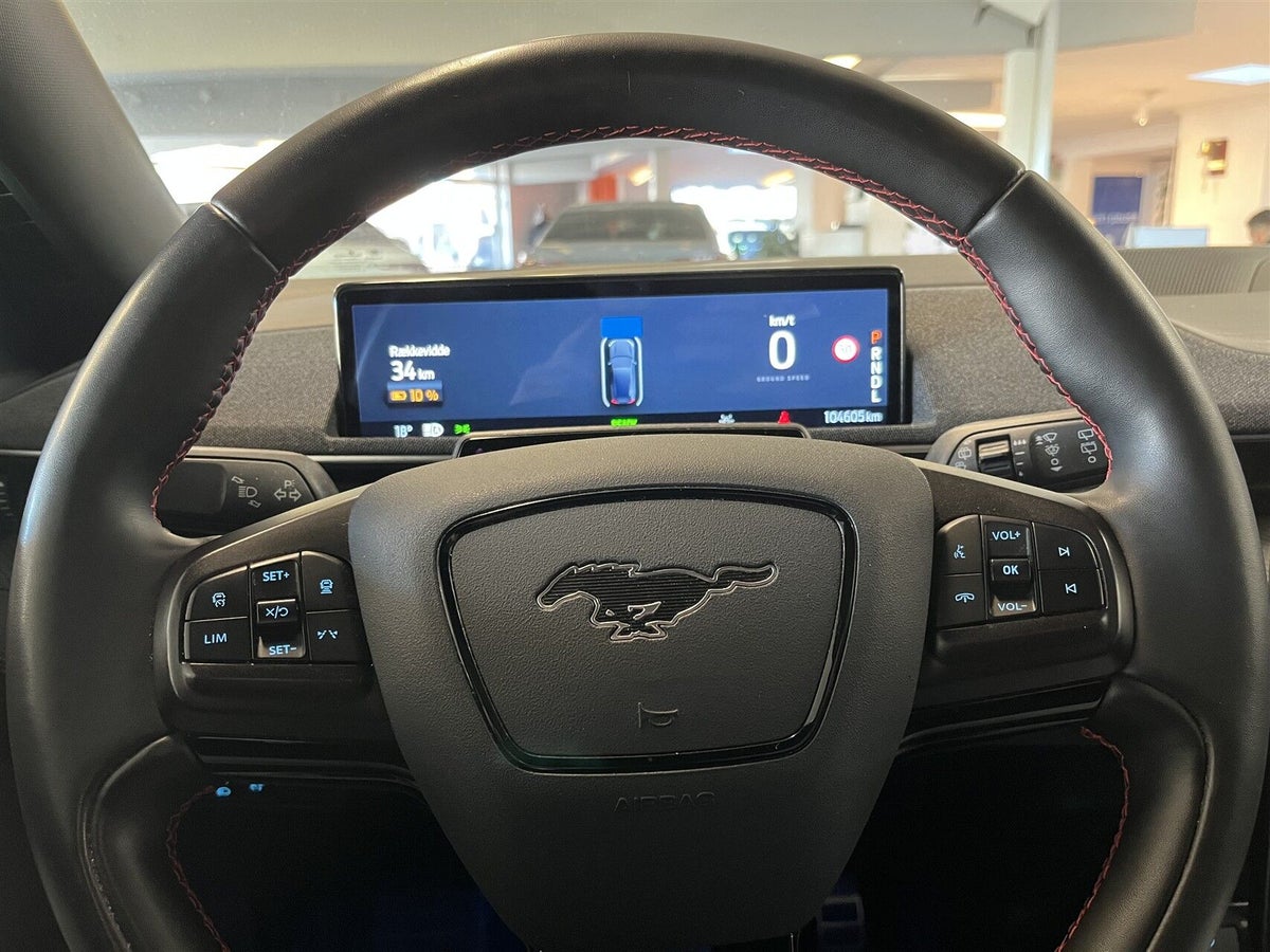 Ford Mustang Mach-E Extended Range AWD billede 8