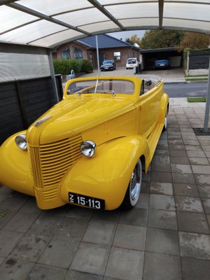 Pontiac 38 5,7 aut. 2d