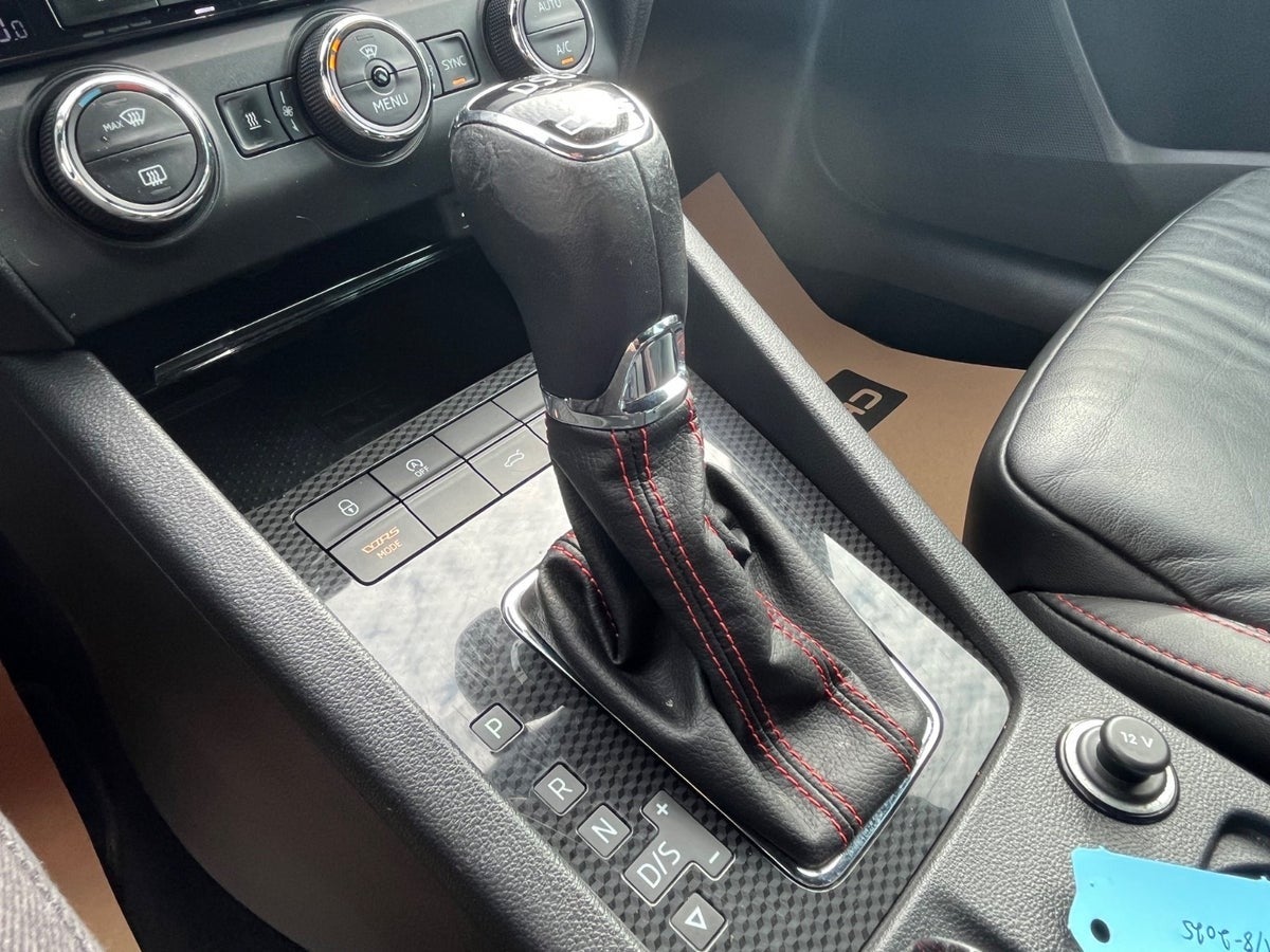 Billede af Skoda Octavia 2,0 TSi 220 RS Combi DSG