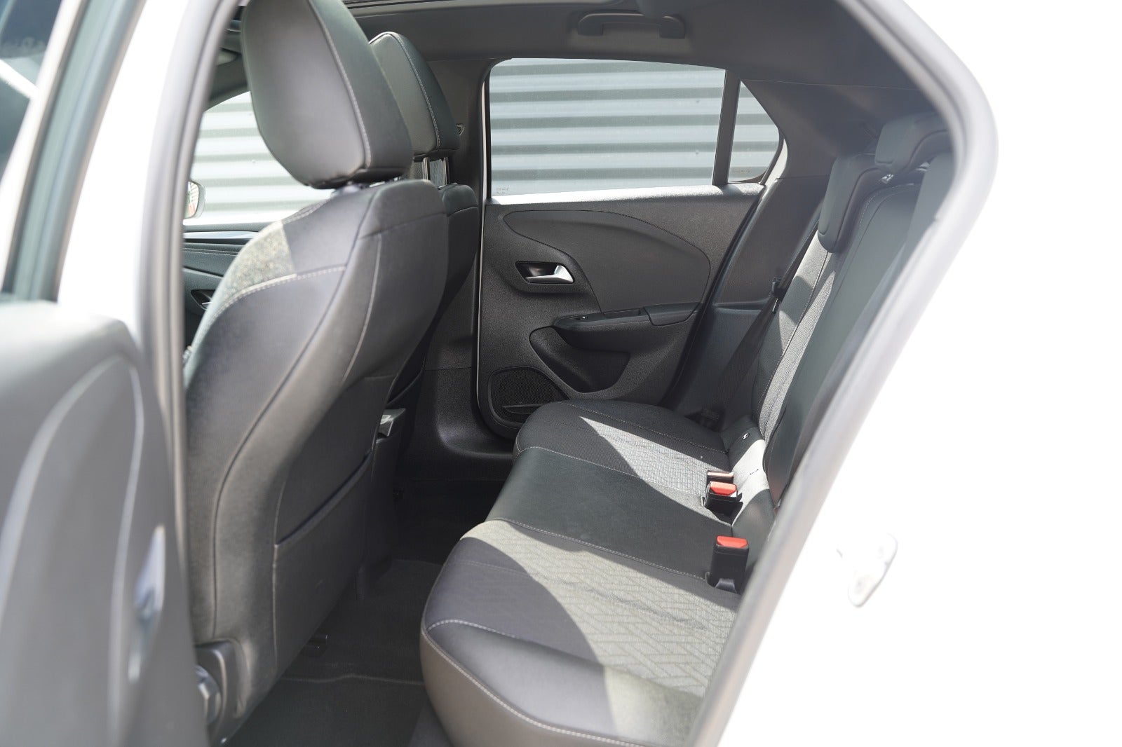 Billede af Opel Corsa 1,2 T 100 Sport aut.