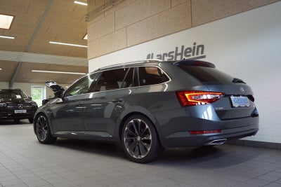 Skoda Superb TSi 180 Business Executive Combi DSG