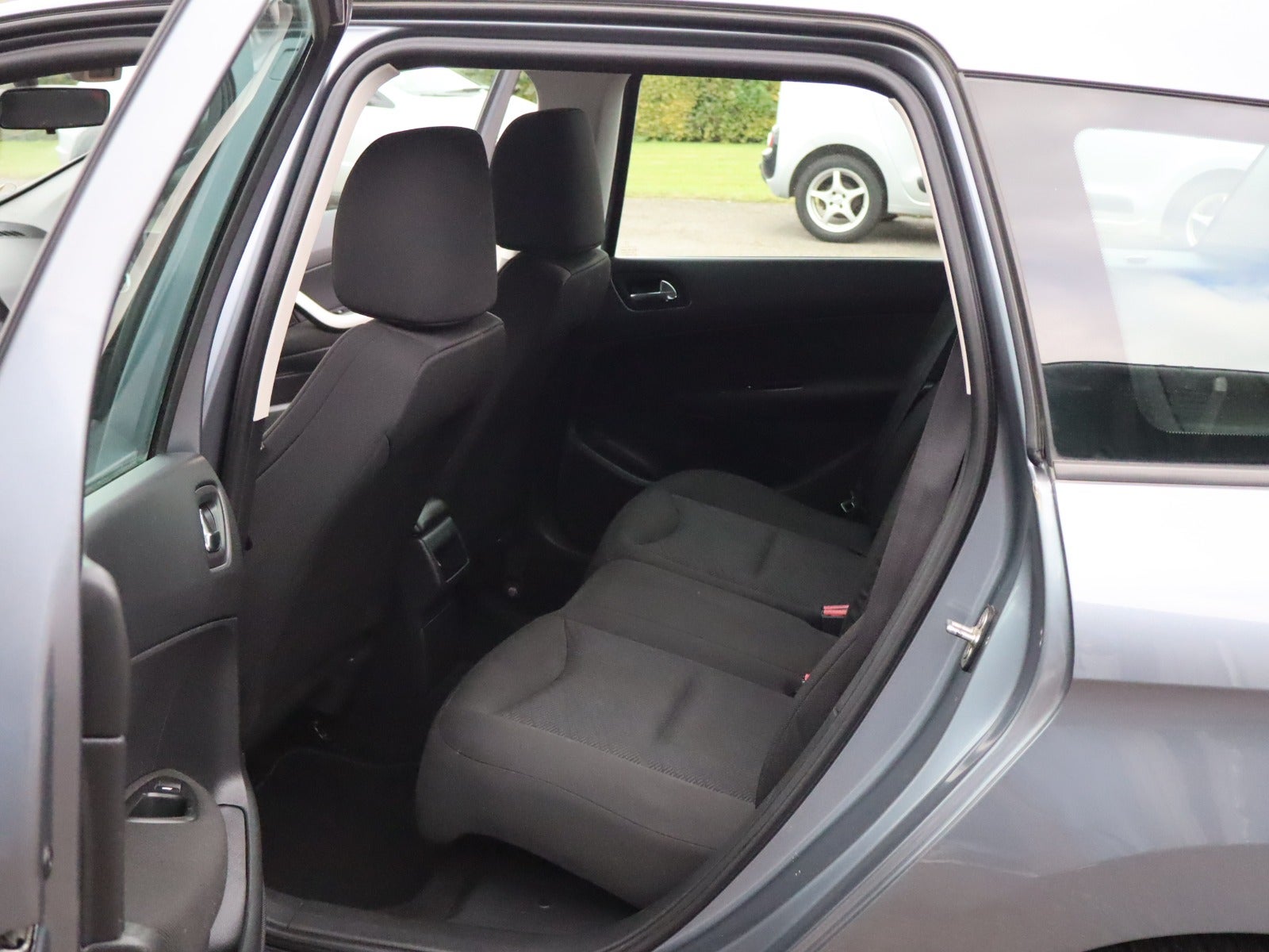 Billede af Peugeot 308 1,6 e-HDi 112 Sportium SW