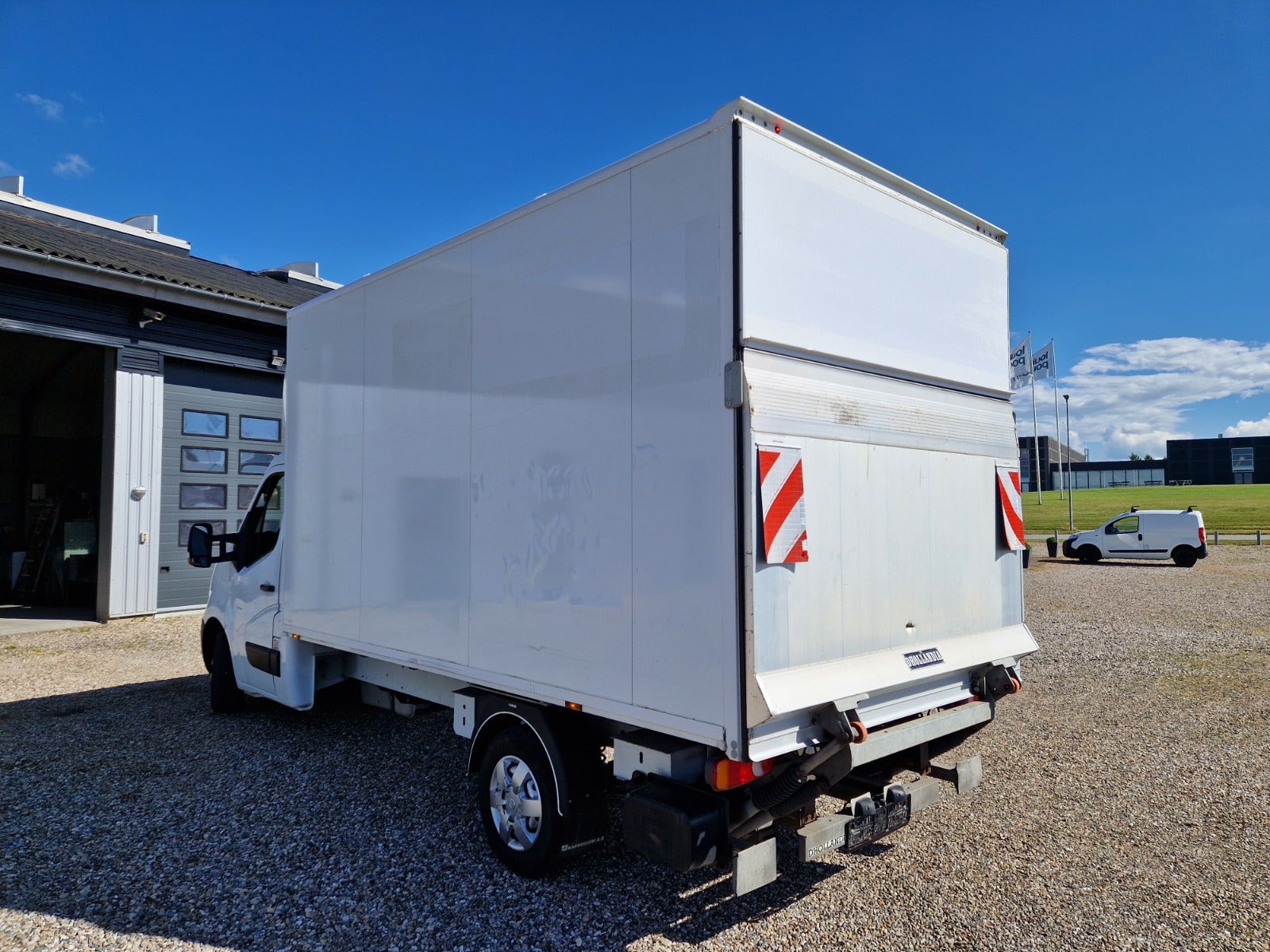 Billede af Nissan NV400 2,3 dCi 145 Alukasse m/lift