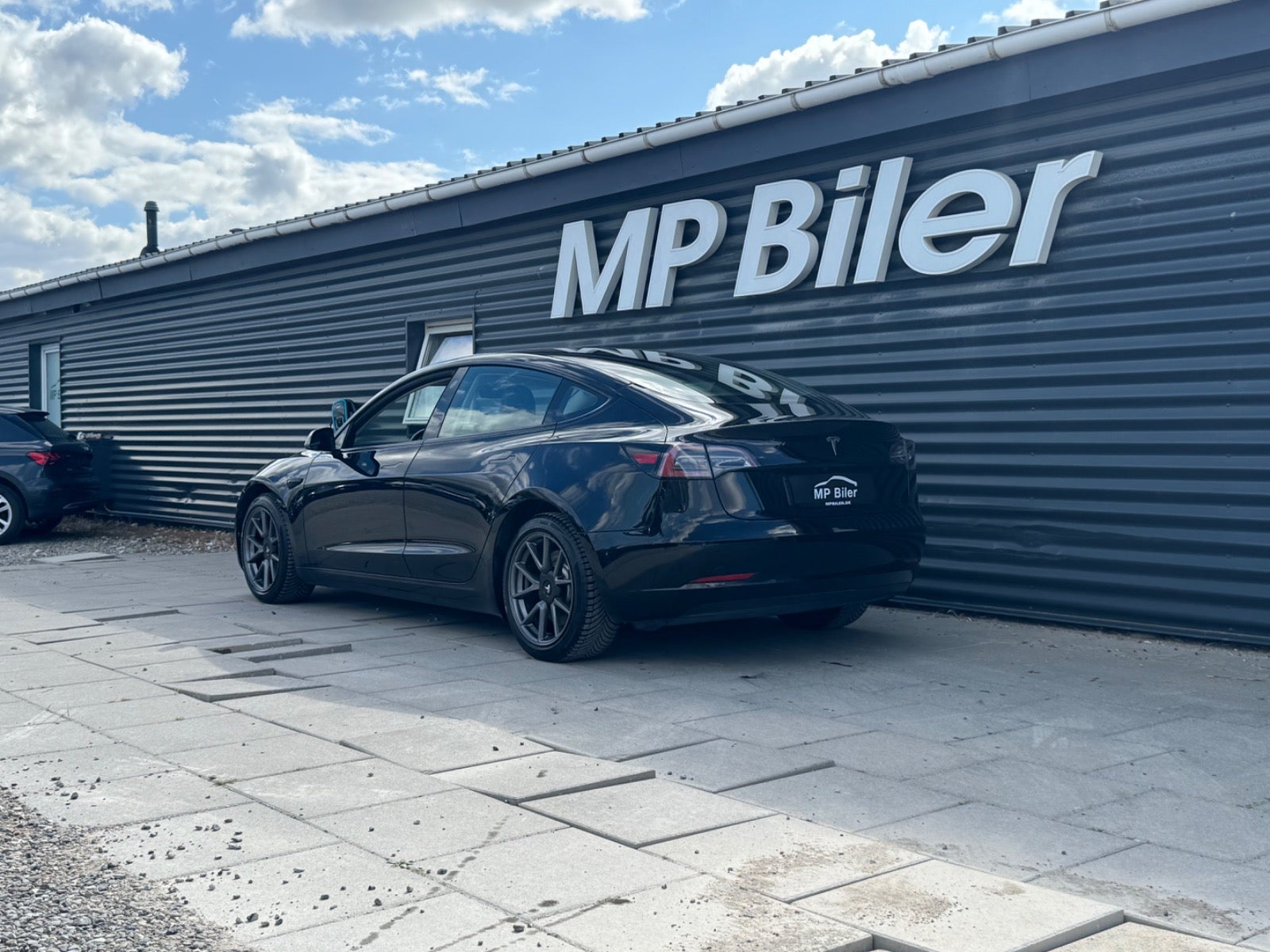 Billede af Tesla Model 3  Standard Range+ RWD