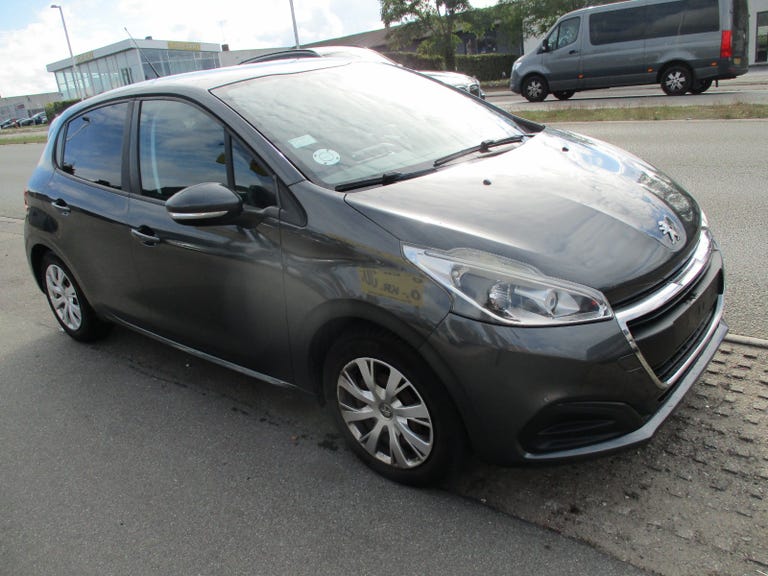Peugeot 208 VTi 82 Plus