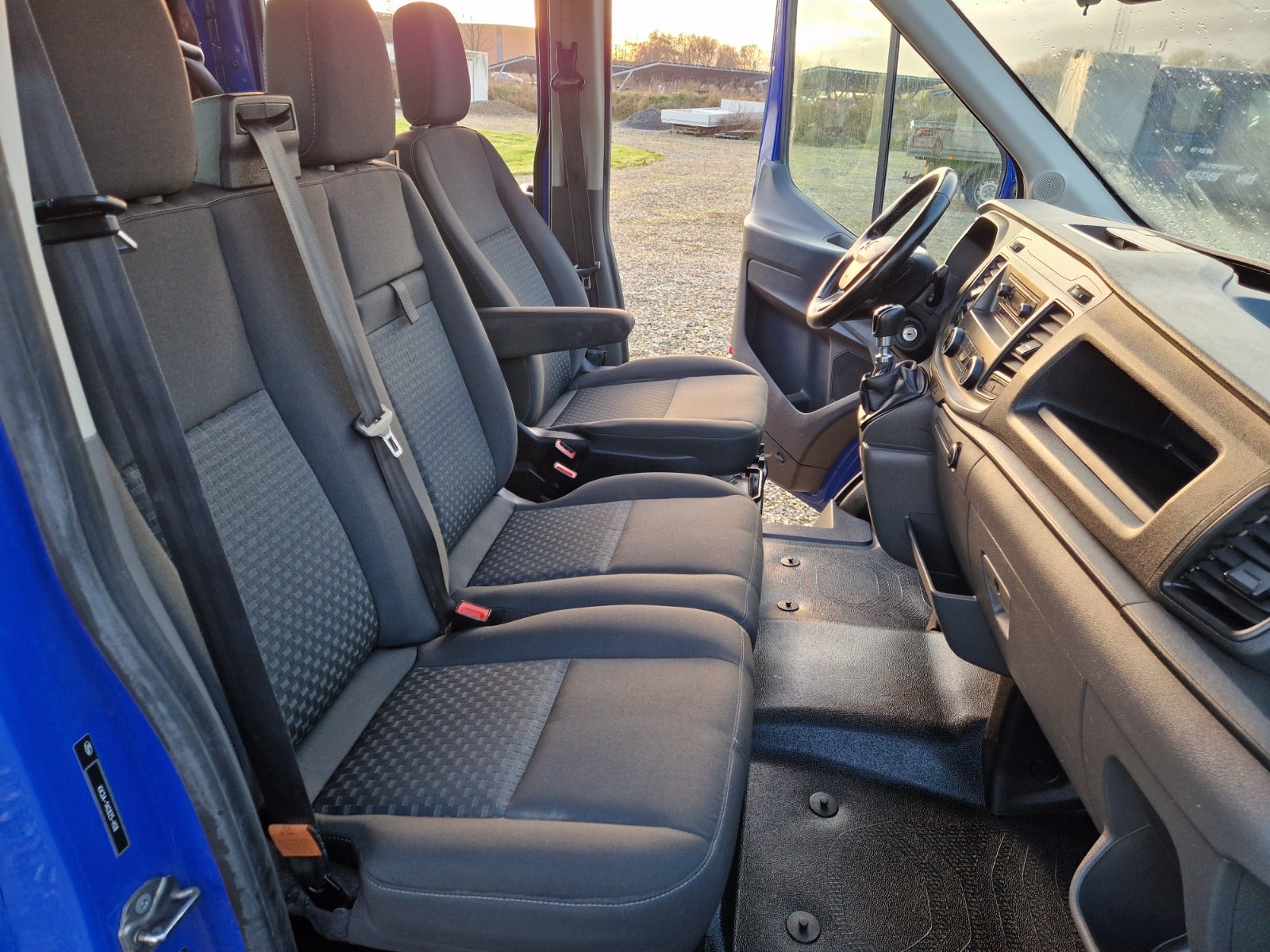 Billede af Ford Transit 350 L3 Chassis 2,0 TDCi 130 Db.Kab Ambiente FWD