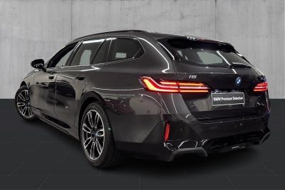 BMW i5 xDrive40 Touring M-Sport BMW i5 xDrive40 Touring M-Sport - 2