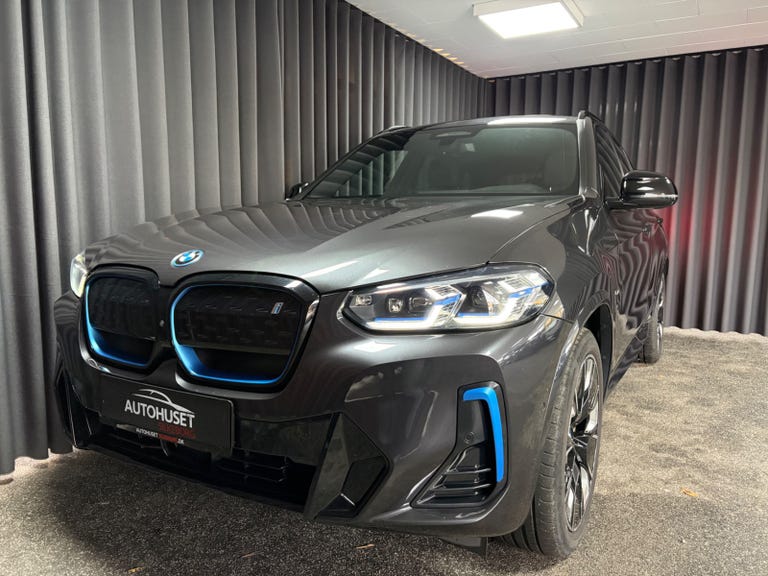 BMW iX3 Charged Plus M-Sport