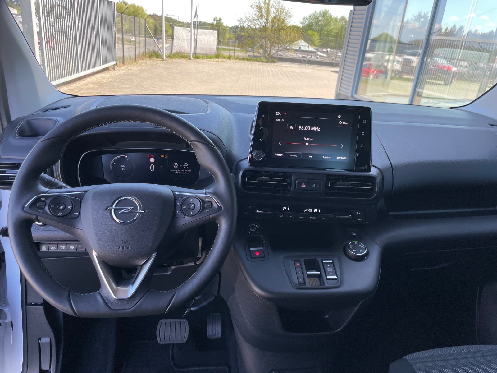 Billede af Opel Combo-e Life 50 Ultimate L2