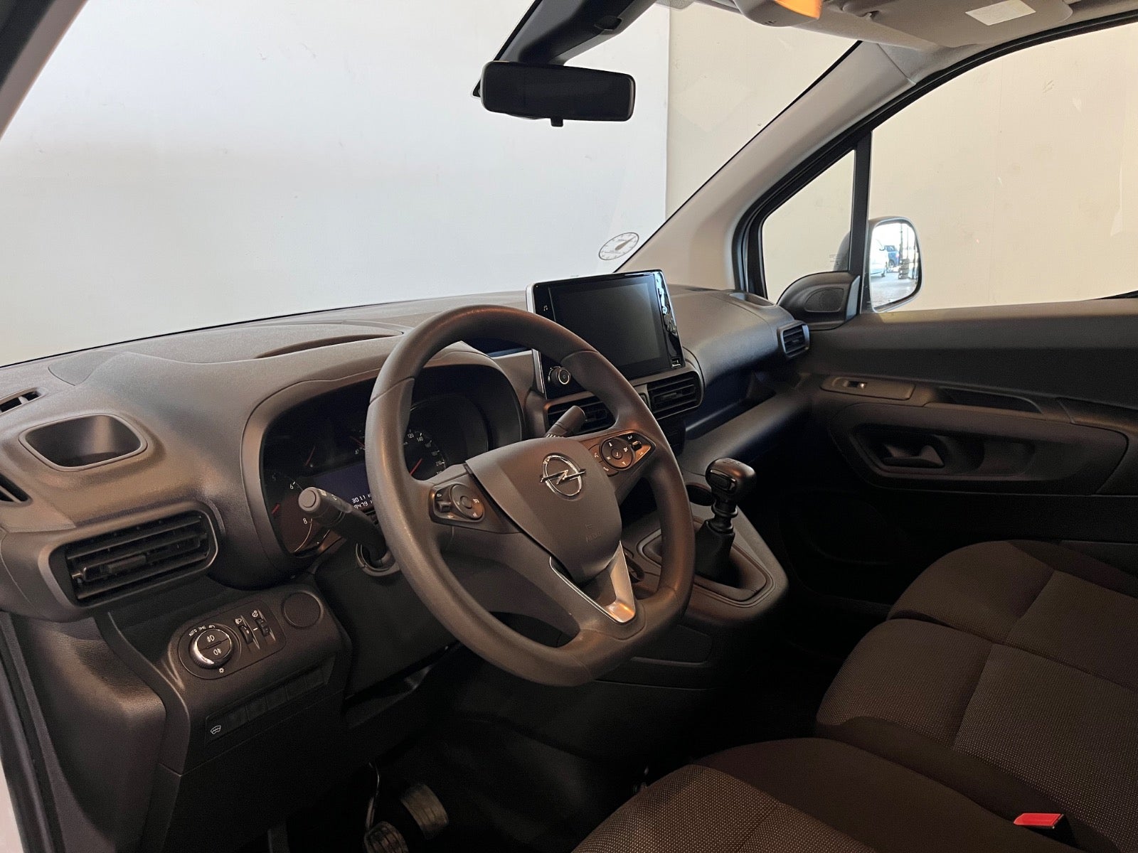 Opel Combo D 102 Enjoy+ L1V1