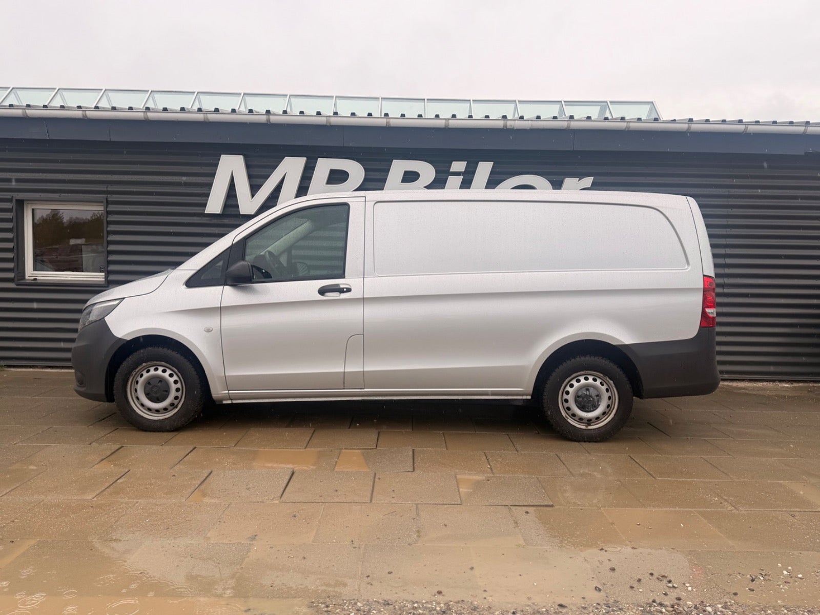 Billede af Mercedes Vito 114 2,0 CDi Complete aut. L RWD