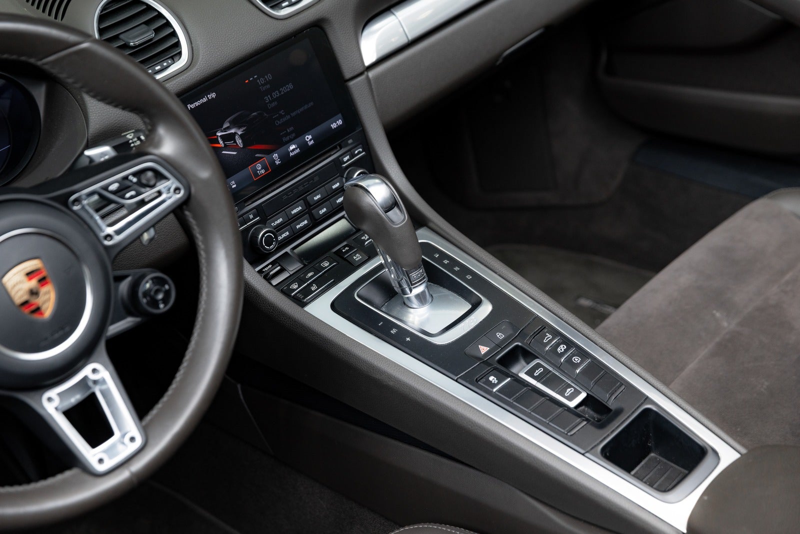 Gallery image 14 of 16