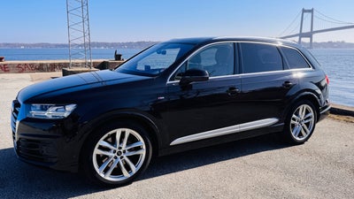 Audi Q7 3,0 TDi 272 S-line quattro Tiptr. 7prs 5d