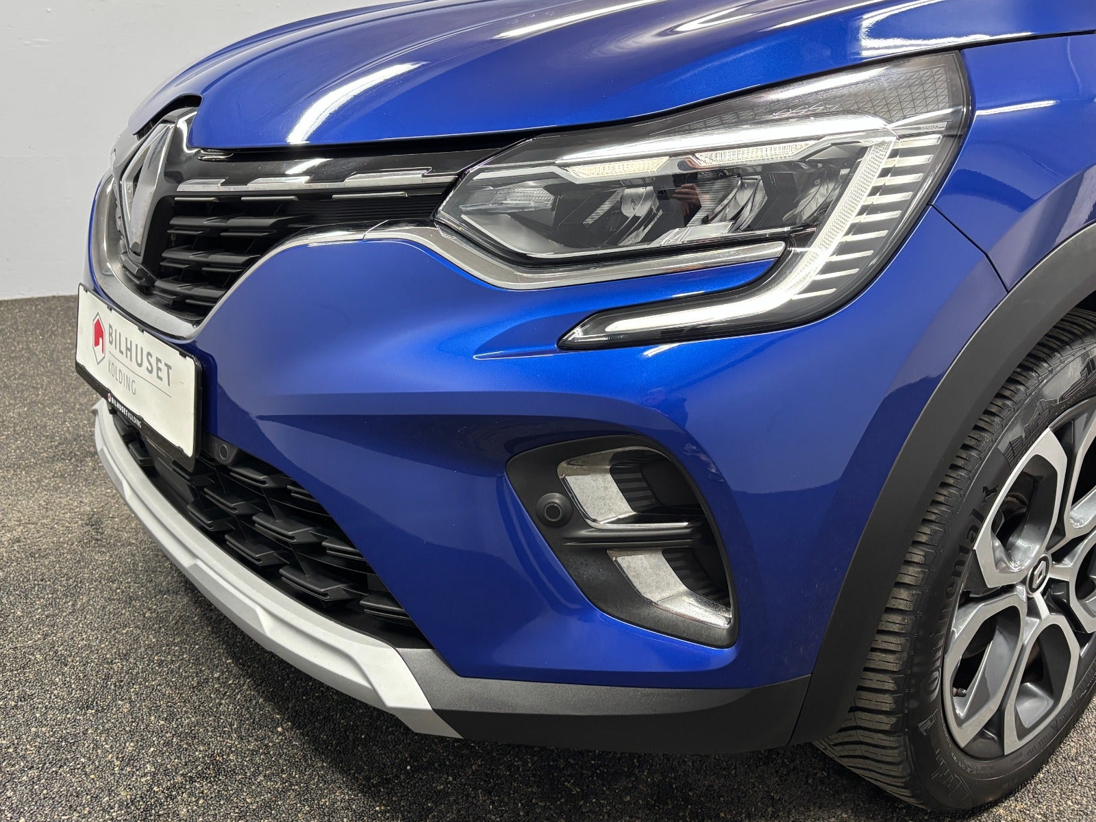 Billede af Renault Captur 1,6 E-Tech Intens