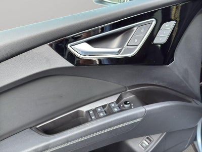 Audi Q4 e-tron Attitude Sportback quattro