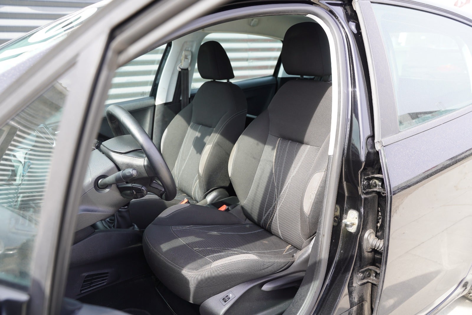 Billede af Peugeot 208 1,6 e-HDi 92 Active Van