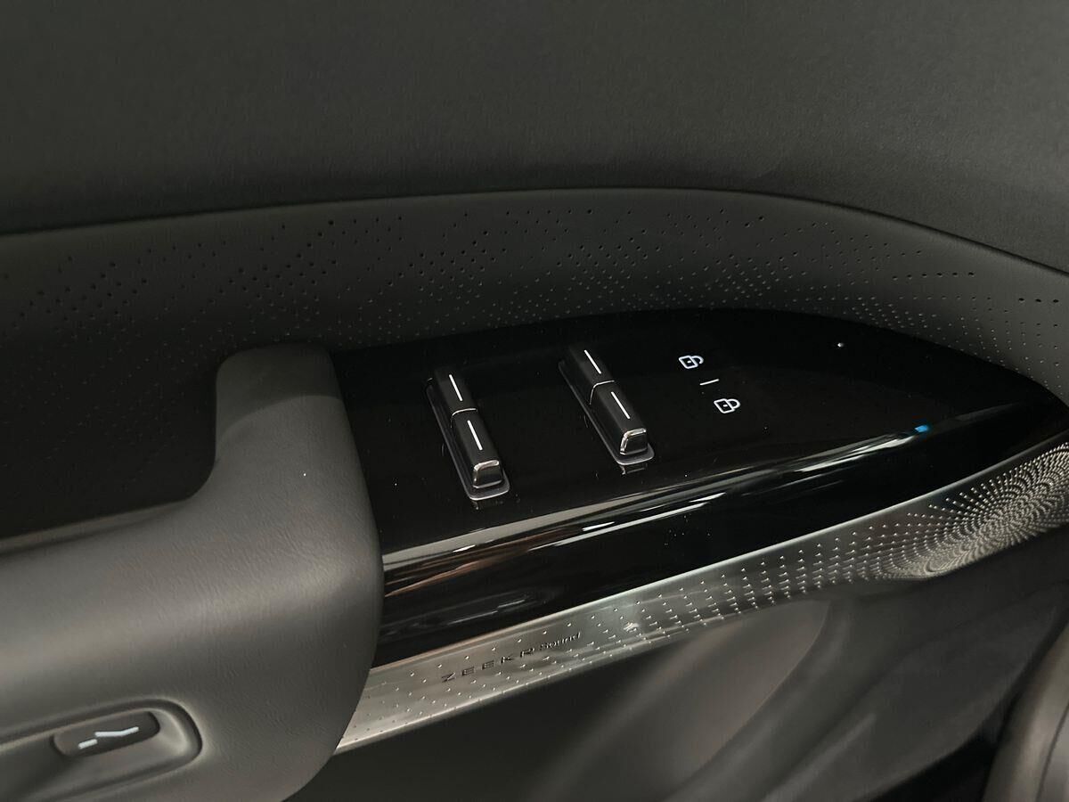 Zeekr 7X Core RWD billede 19