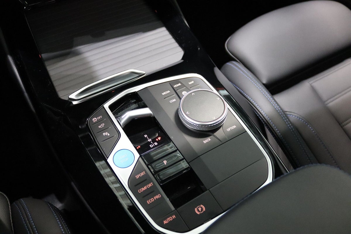 BMW iX3 Charged Plus M-Sport billede 14