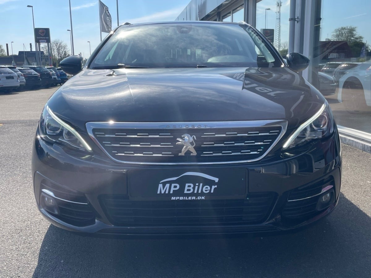 Billede af Peugeot 308 1,6 BlueHDi 120 Allure Sky SW