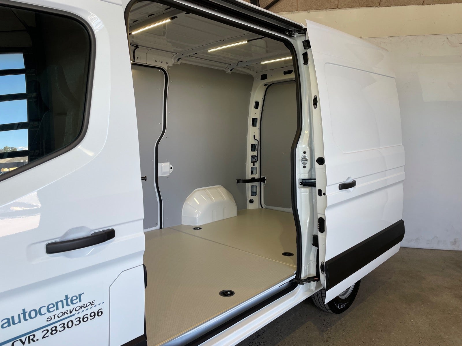 Renault Master V T35 E-Tech L2H2 Kassevogn Tekno