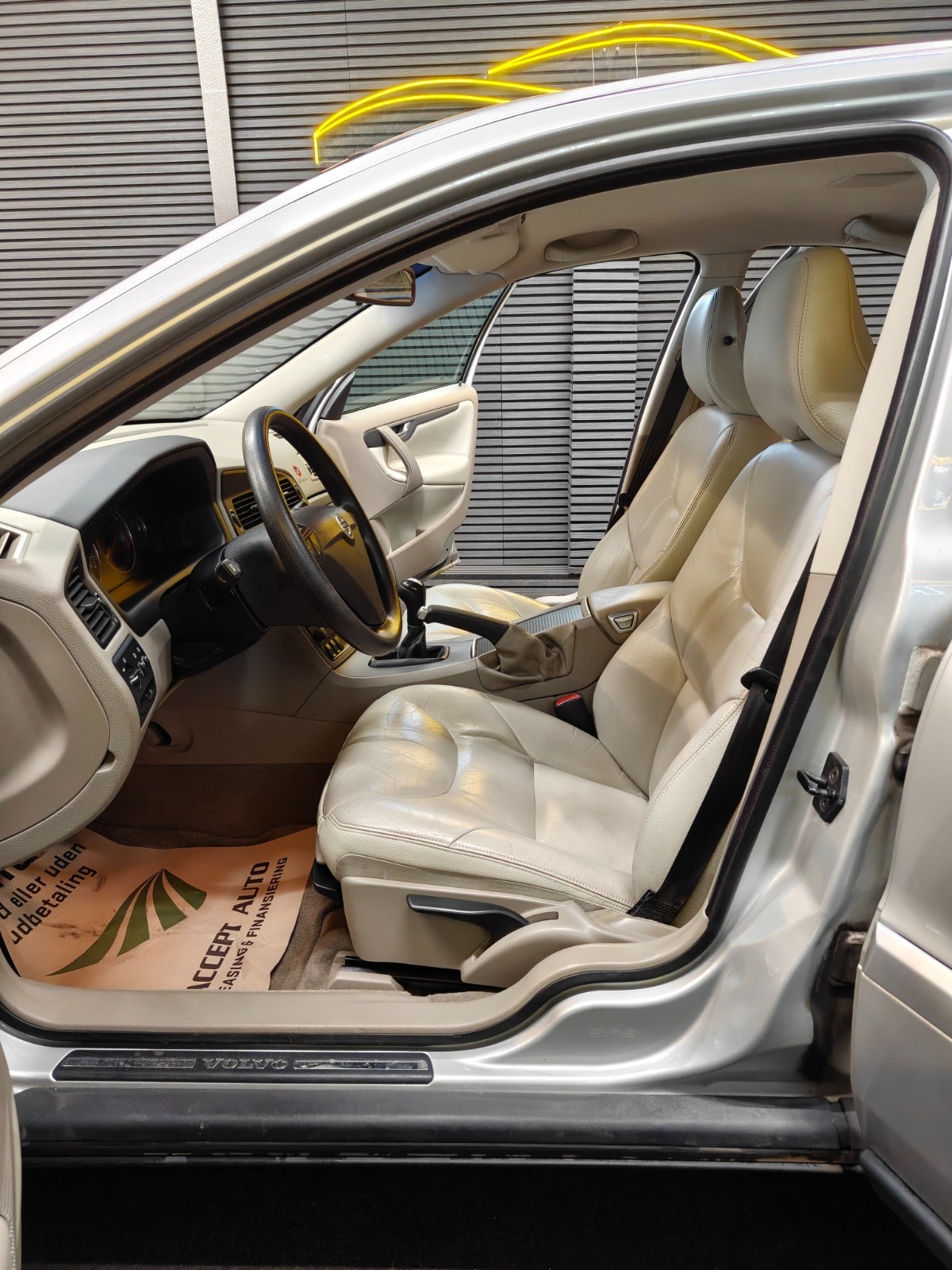 Billede af Volvo S60 2,4 140 Summum