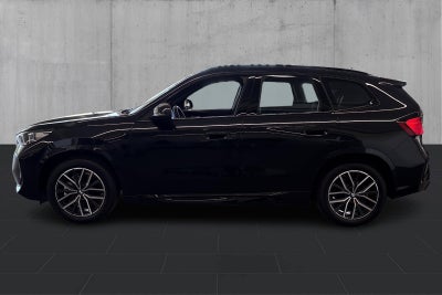 BMW iX1 xDrive30 M-Sport - 1