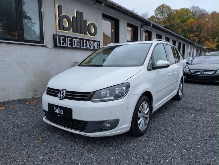 VW Touran TDi 140 Highline DSG BMT Van