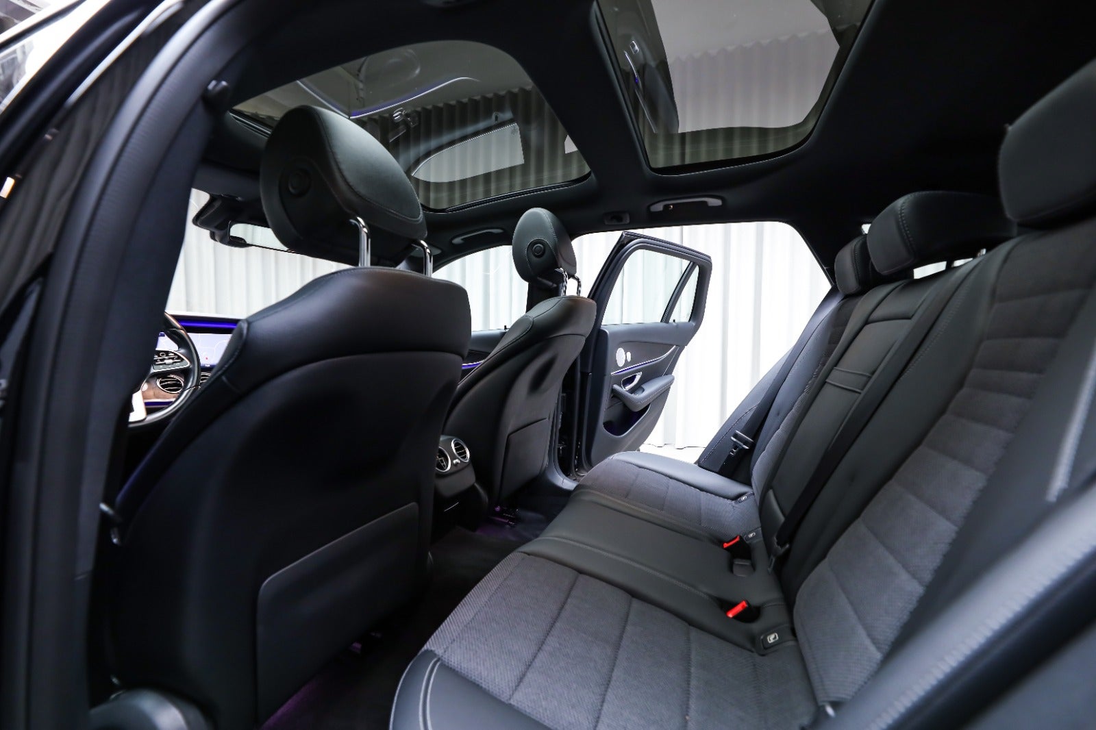 Mercedes-Benz E 400 d (4/8)
