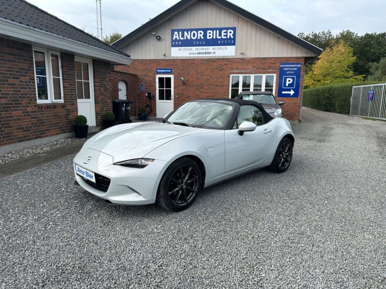 Mazda MX-5 SkyActiv-G 131 Roadster