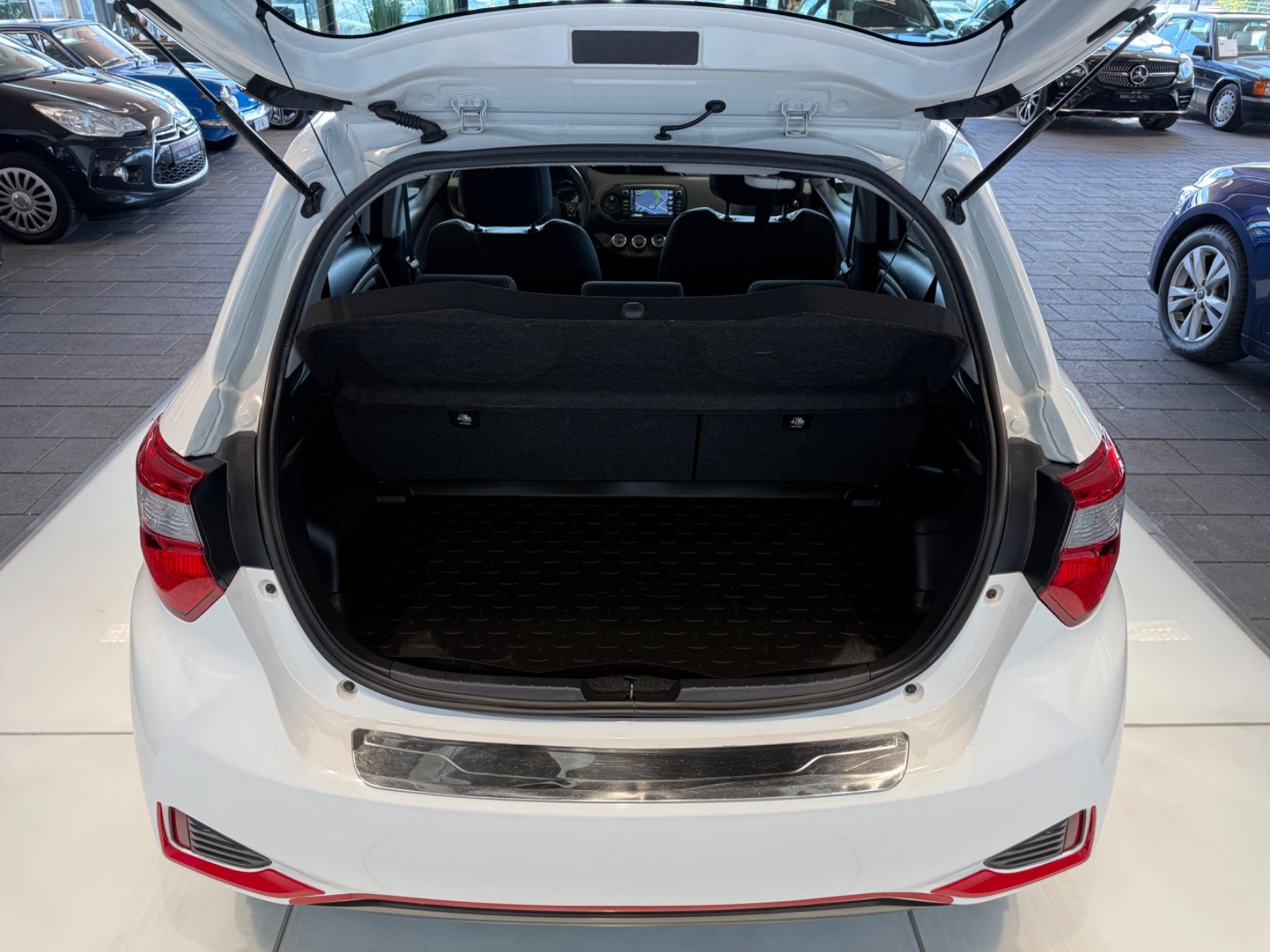 Billede af Toyota Yaris 1,0 VVT-i T1