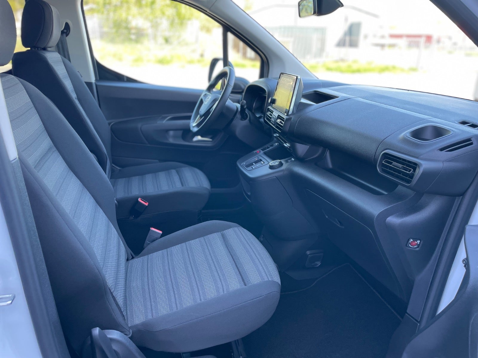 Billede af Opel Combo-e Life 50 Ultimate L2
