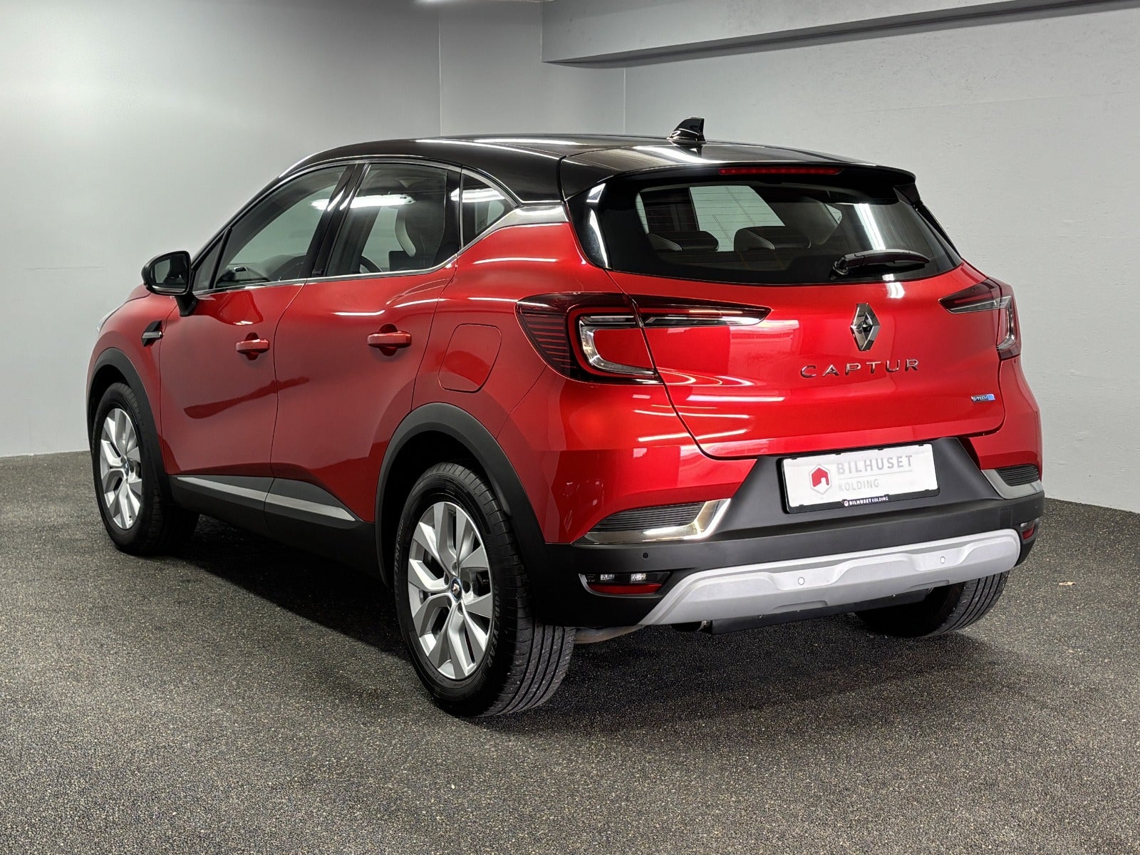 Billede af Renault Captur 1,6 E-Tech Intens