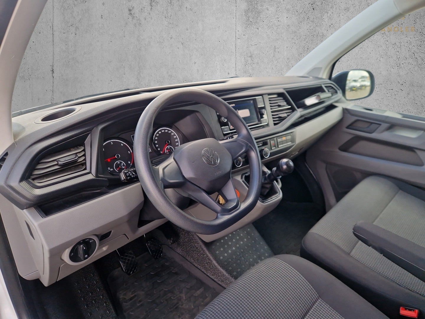 Billede af VW Transporter 2,0 TDi 110 Kassevogn lang