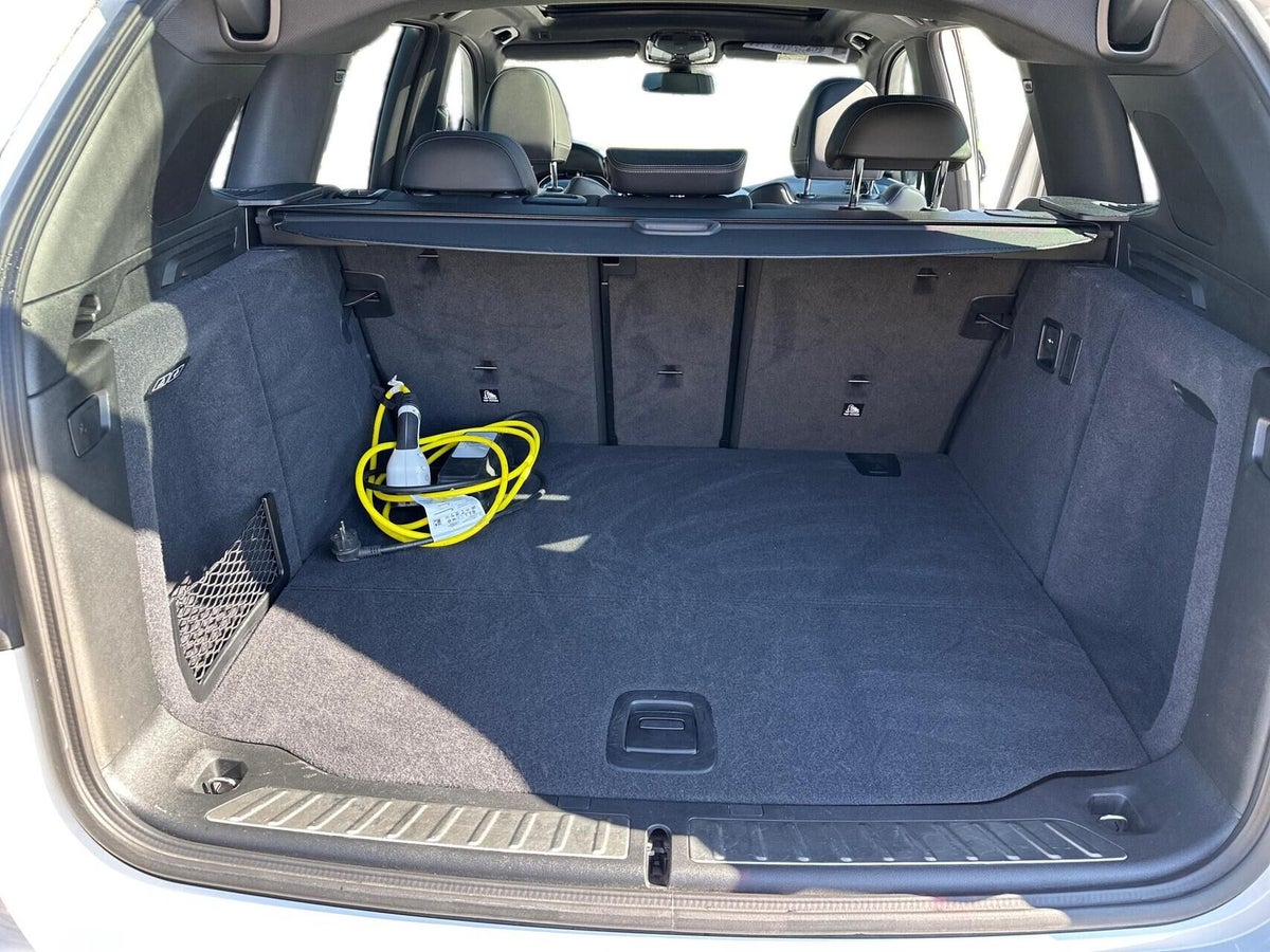 BMW iX3 Charged Plus billede 13